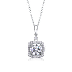Innocence - A Fashionable And Luxurious Diamond Jewelry Piece Set With 2-carat Moissanite S925 Sterling Silver And Platinum-plated Pendant