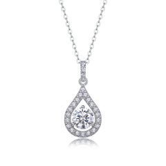 Heart Charm - A Fashionable And Luxurious Diamond Jewelry Piece Set With 1-carat Moissan Diamond S925 Sterling Silver And Platinum-plated Pendant