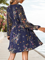 2025 Women's New Dress, V-neck Chiffon Long, Elegant Countryside Sleeves, Casual Style, Fashionable And Beautiful