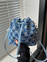 Large Capacity Fashion Design Single Shoulder Casual Bag Women's Simple Commuting Portable Bucket Bag