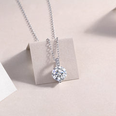 A Lifetime Of Brilliance - A Fashionable And Luxurious Diamond Jewelry Pendant Set With 2-carat Moissanite S925 Sterling Silver And Platinum Plating