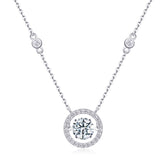 Mobius - A Fashionable And Luxurious Diamond Jewelry Piece Set With 1-carat Moissanite S925 Sterling Silver And Platinum-plated Pendant