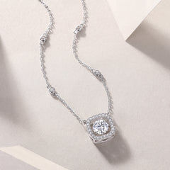 Sweet - A Fashionable And Luxurious Diamond Jewelry Pendant Set With 1-carat Moissanite S925 Sterling Silver And Platinum Plating