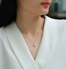Ripple Fantasy - A Fashionable And Luxurious Diamond Jewelry Pendant Set With Moissanite S925 Sterling Silver And Platinum Plating