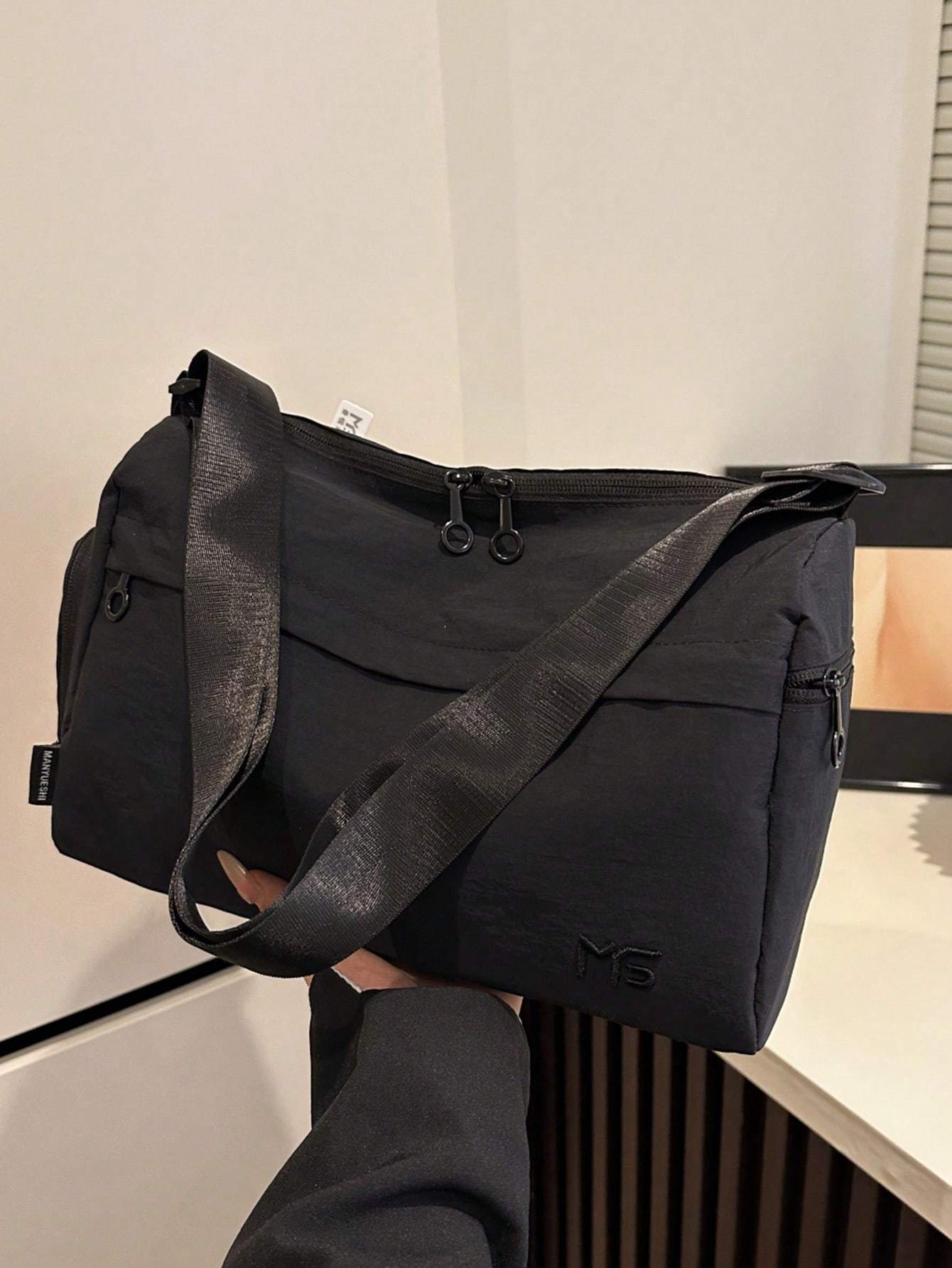 Lightweight Washed Fabric Yoga Bag For Women, Casual And Simple, Large-capacity Fitness Bag, Messenger Bag For Business Trips
