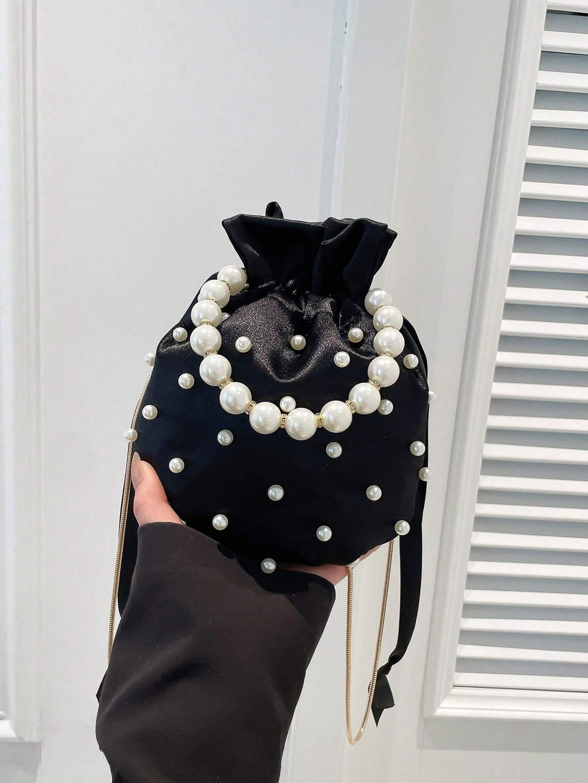 European And American  Pleated Silk Small Bag For Women Summer New Style Hand-held Pearl Chain Shoulder Diagonal Bucket Bag