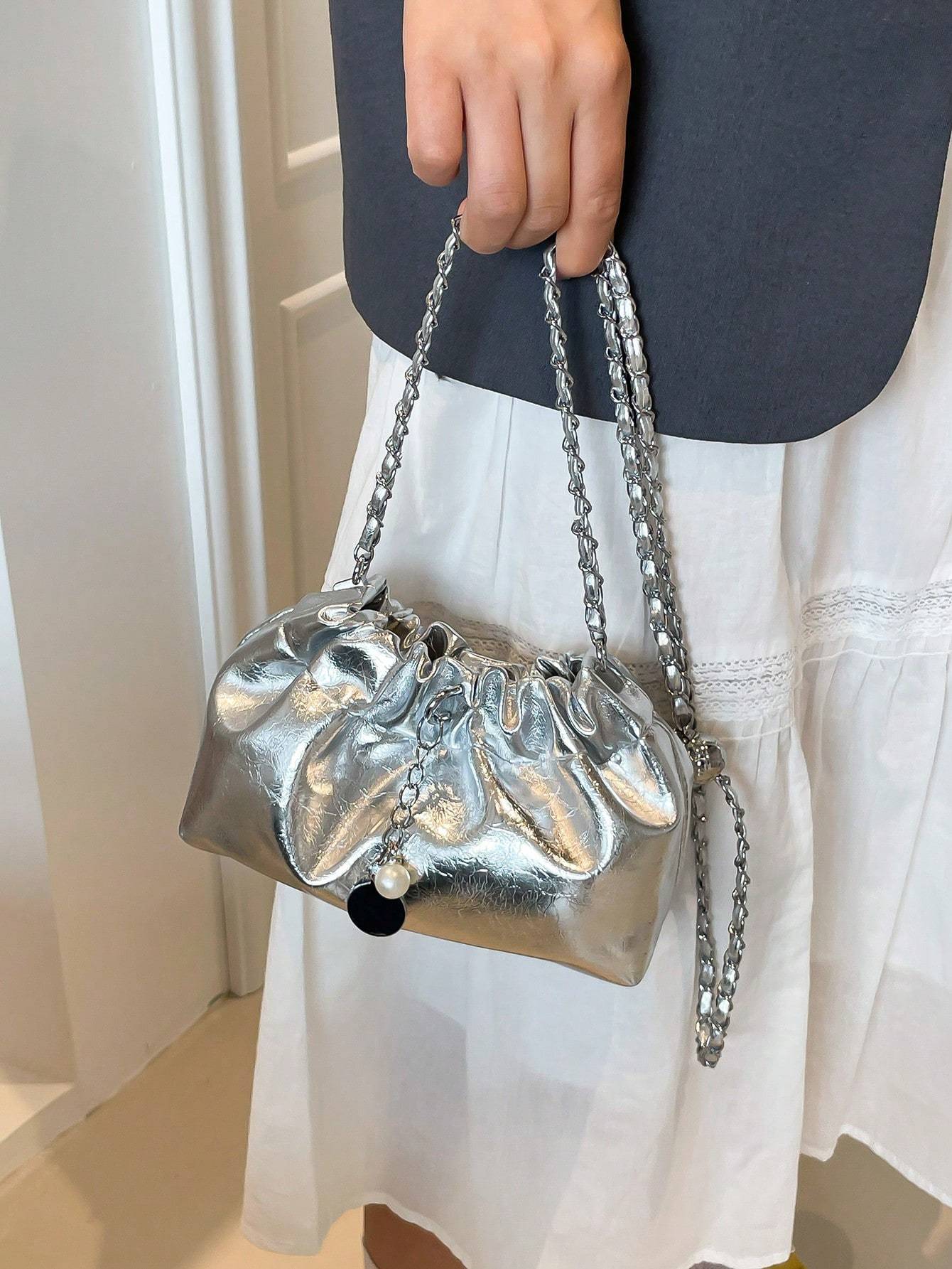 New Style Bag For Women, Pleated Cloud Bag, Chain Messenger Bag, Fashionable And Versatile Single Shoulder Bucket Bag