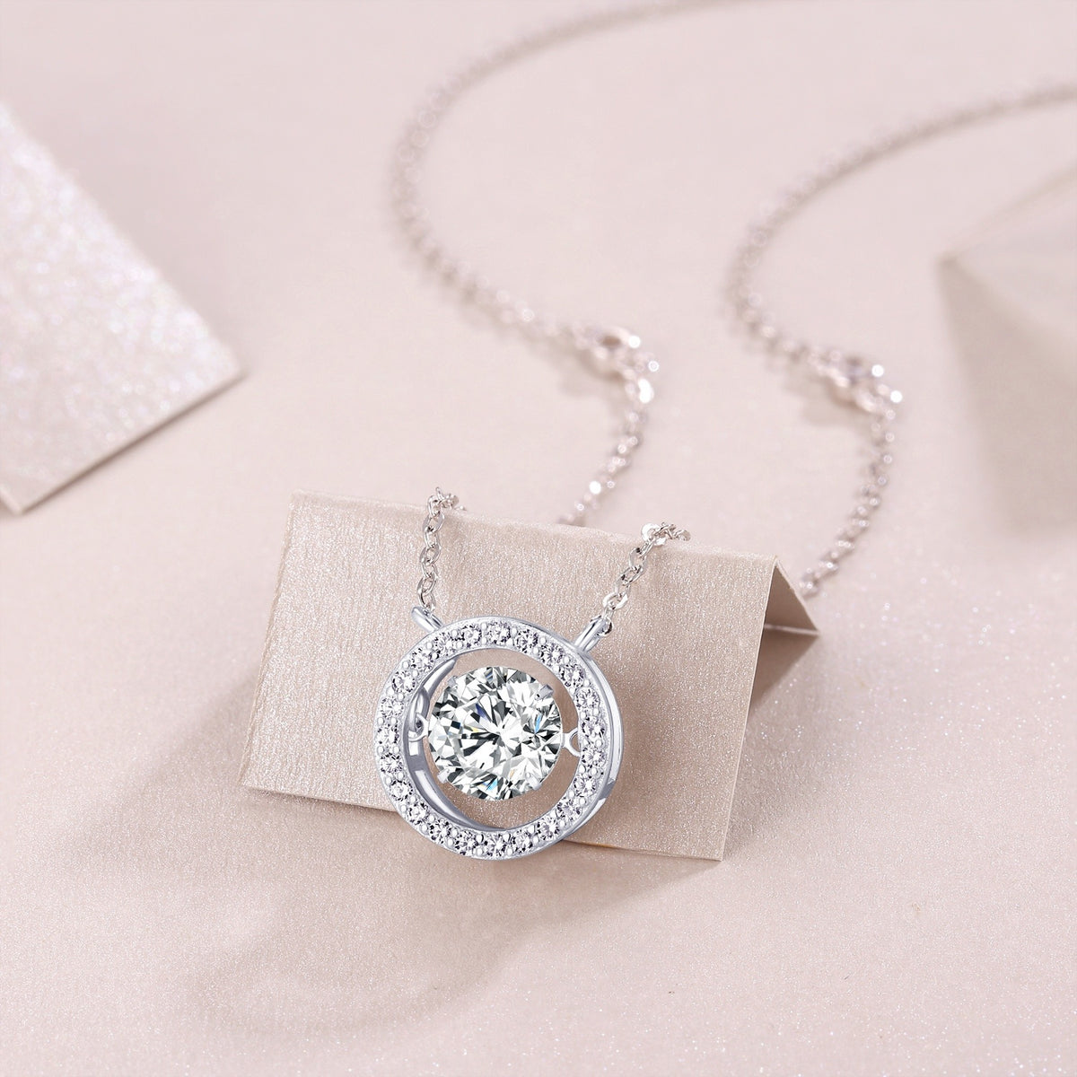 Mobius - A Fashionable And Luxurious Diamond Jewelry Piece Set With 1-carat Moissanite S925 Sterling Silver And Platinum-plated Pendant