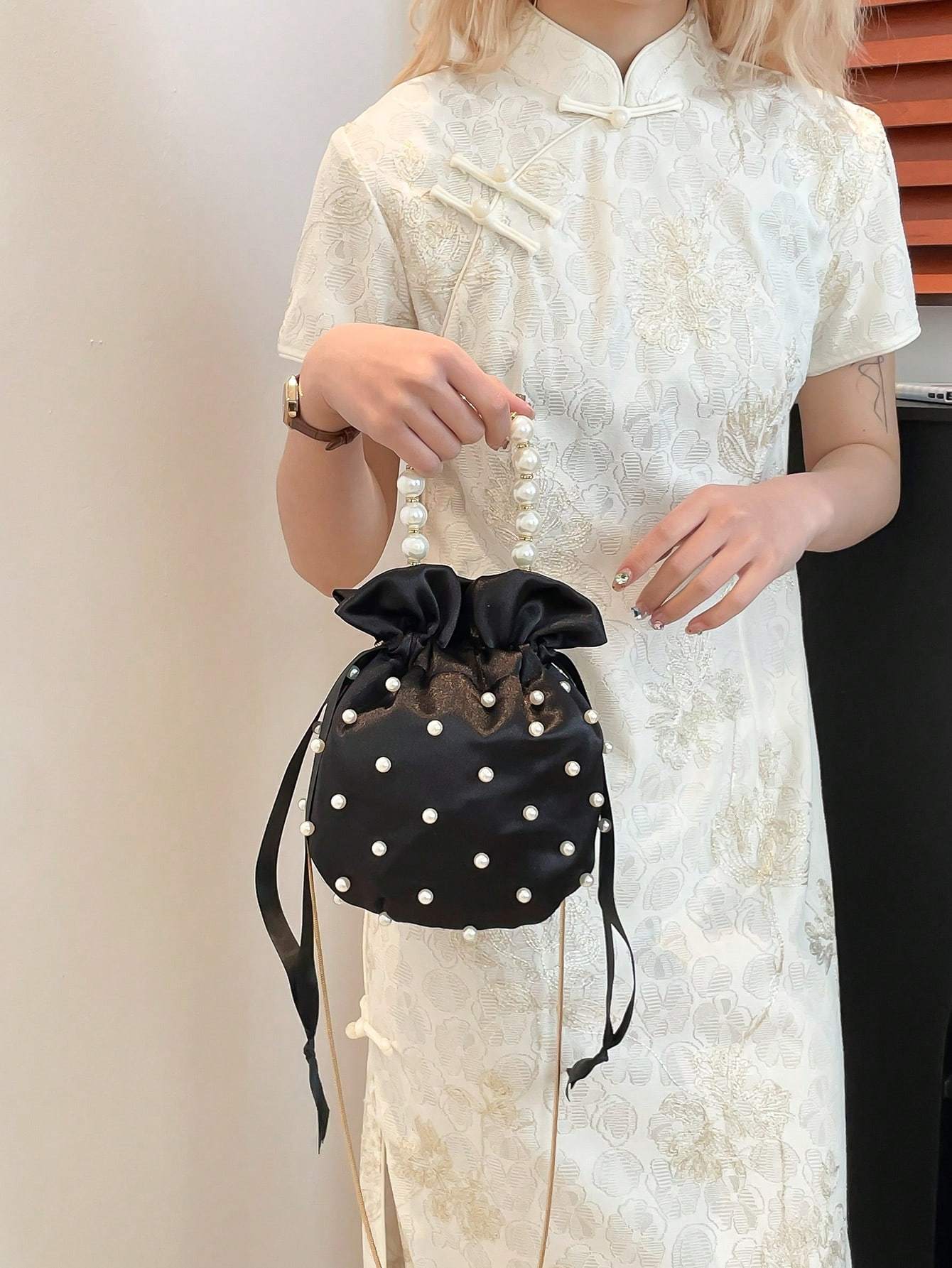 European And American  Pleated Silk Small Bag For Women Summer New Style Hand-held Pearl Chain Shoulder Diagonal Bucket Bag