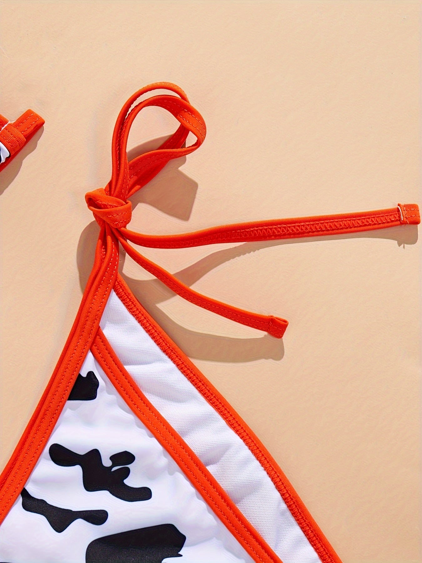 Women's Fashionable Bikini Set - Random Prints - Strapless Swimsuit Two-piece Set - Beach Style Bikini